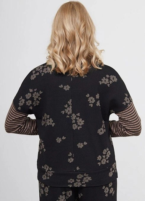 Джемпер жен. 311045Р.6_313.8205F Черный  (1)