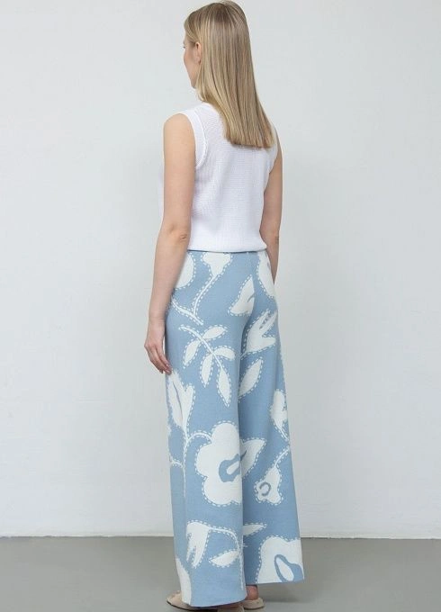 Брюки жен. 320215Б.33303.0716F Молочно-голубой  (1)