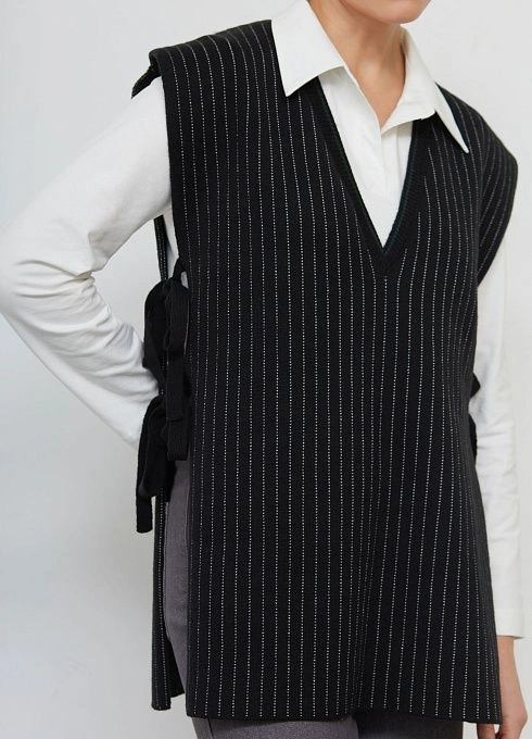 Жилет жен. 380101.33303.8200S Чёрный (6)