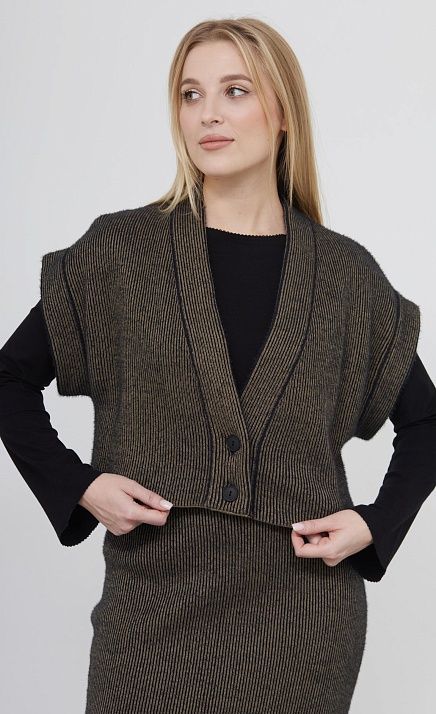  GRIOL. Жилет жен. 380094.33303.3782S Чёрный хаки 